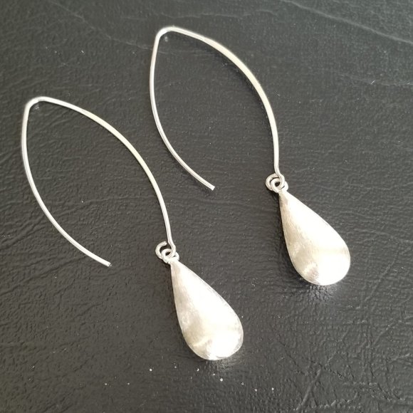 Solid 925 Sterling Silver Wire Dangle Drop Brushed Teardrop Droplet Earrings - Picture 1 of 9
